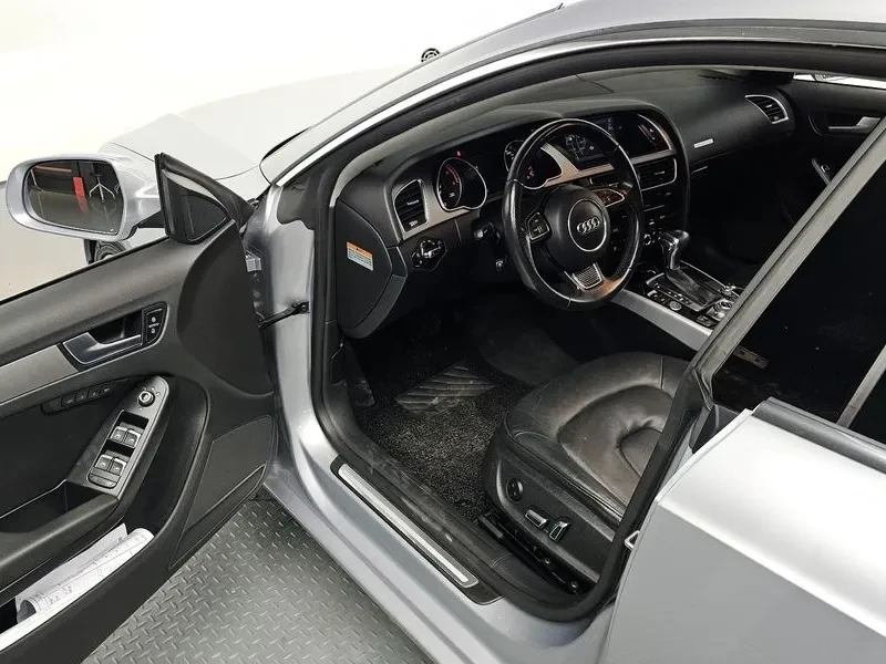 Audi A5 2.0 TDI Quattro, снимка 11 - Автомобили и джипове - 54146133