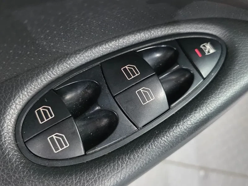 Mercedes-Benz E 200 Executive | Mobile.bg � ����������� 12