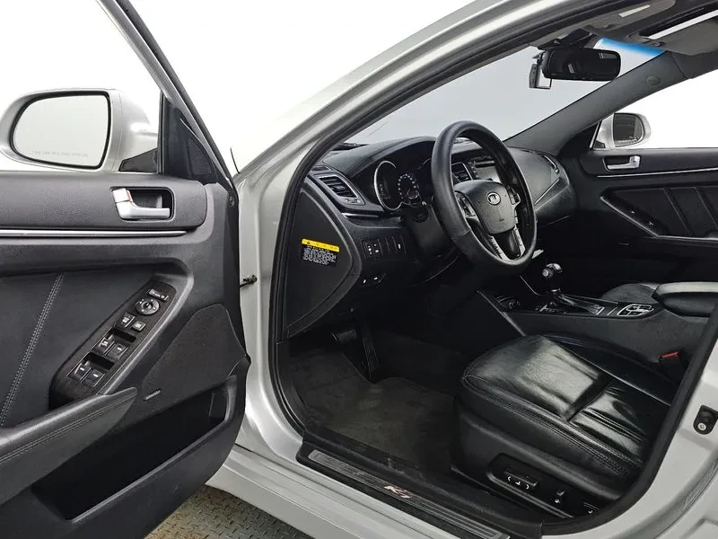 Kia K7 2.4 Gdi Prestige, снимка 10 - Автомобили и джипове - 56530254