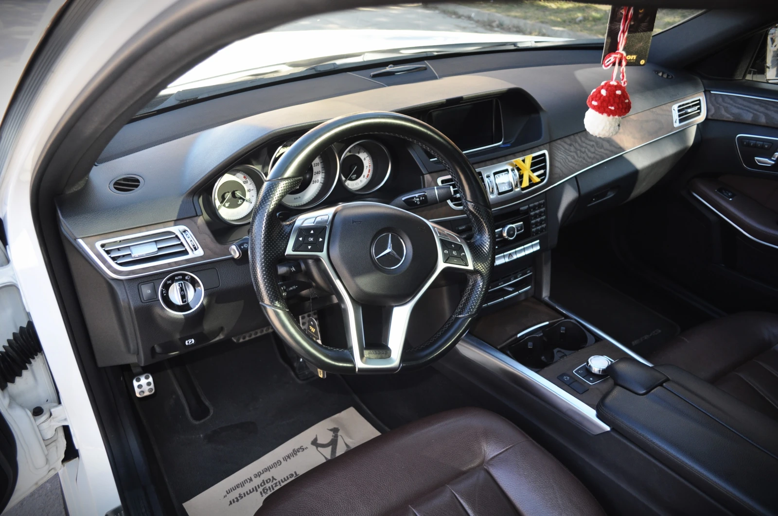 Mercedes-Benz E 300 4MATIC Швейцария - изображение 10