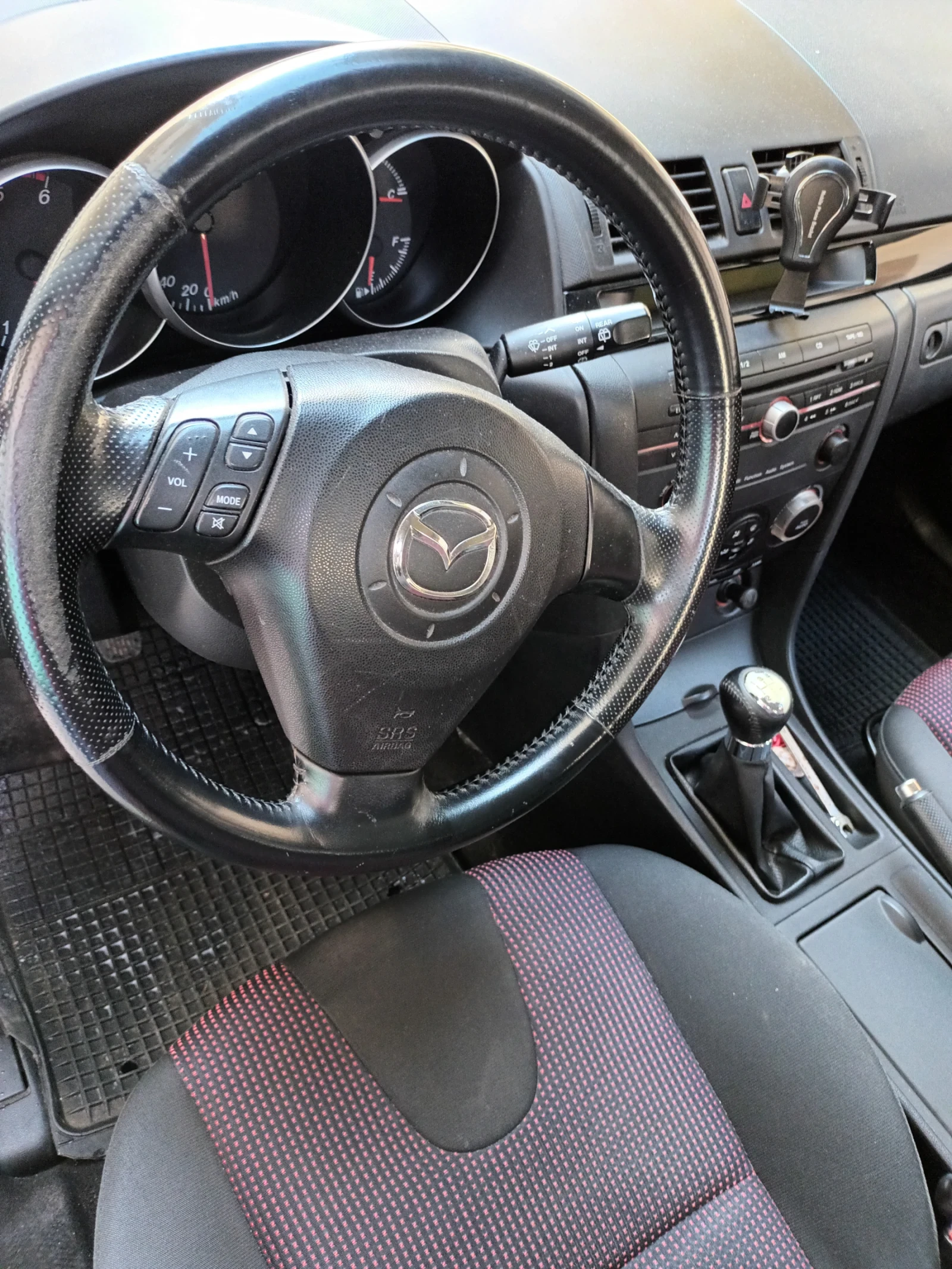 Mazda 3  - изображение 7