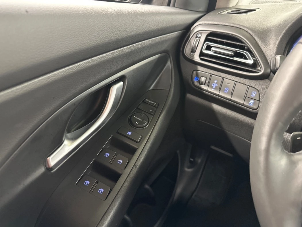 Hyundai I30 1.5 T-GDI/ MHEV /Style /ГАРАНЦИЯ ДО 02.2029г. - изображение 6
