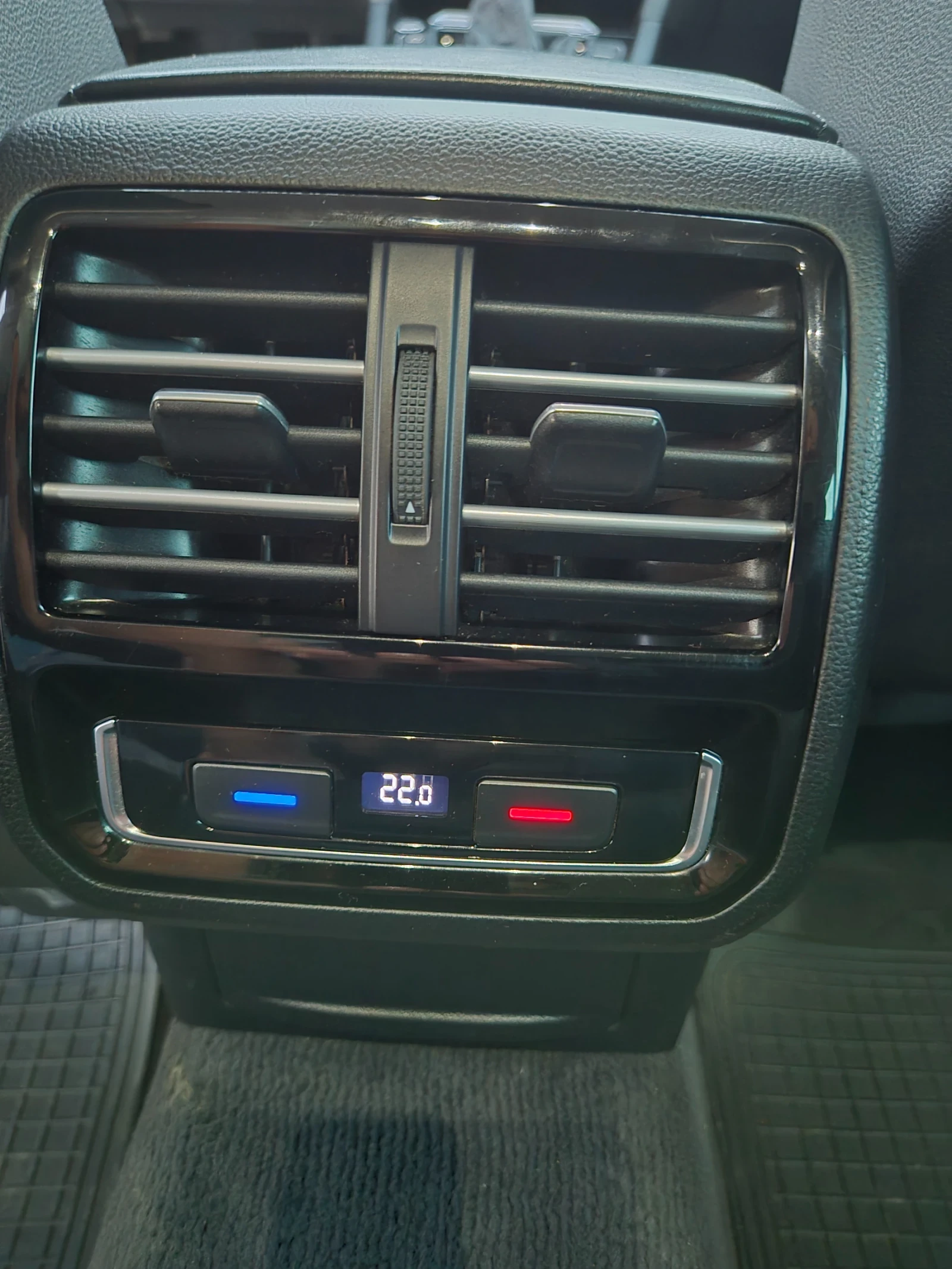VW Passat 2.0 TDI 190к.с. 4motion  - изображение 10