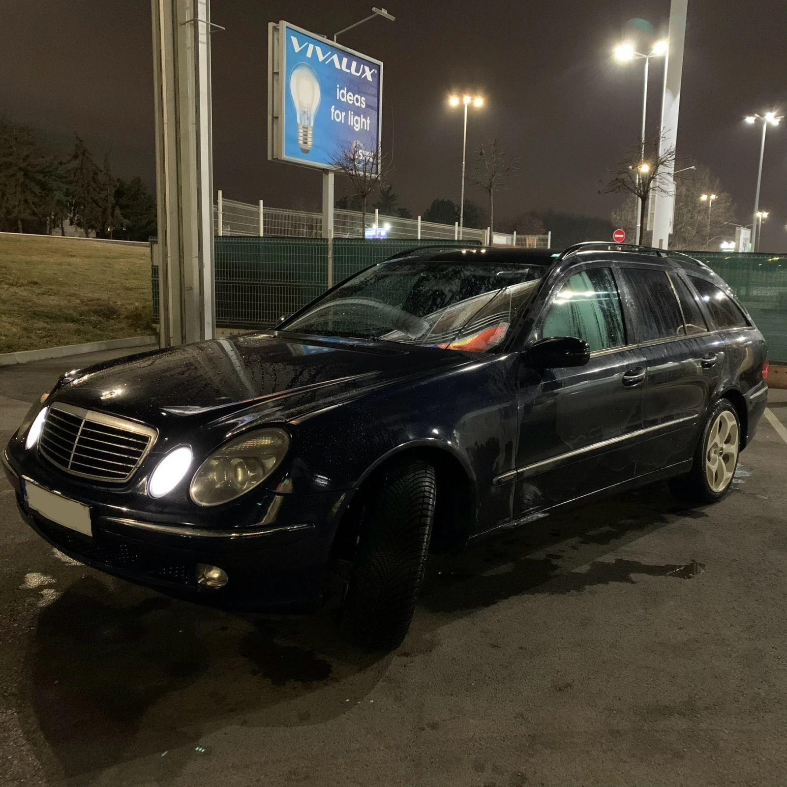 Mercedes-Benz E 270  - изображение 10