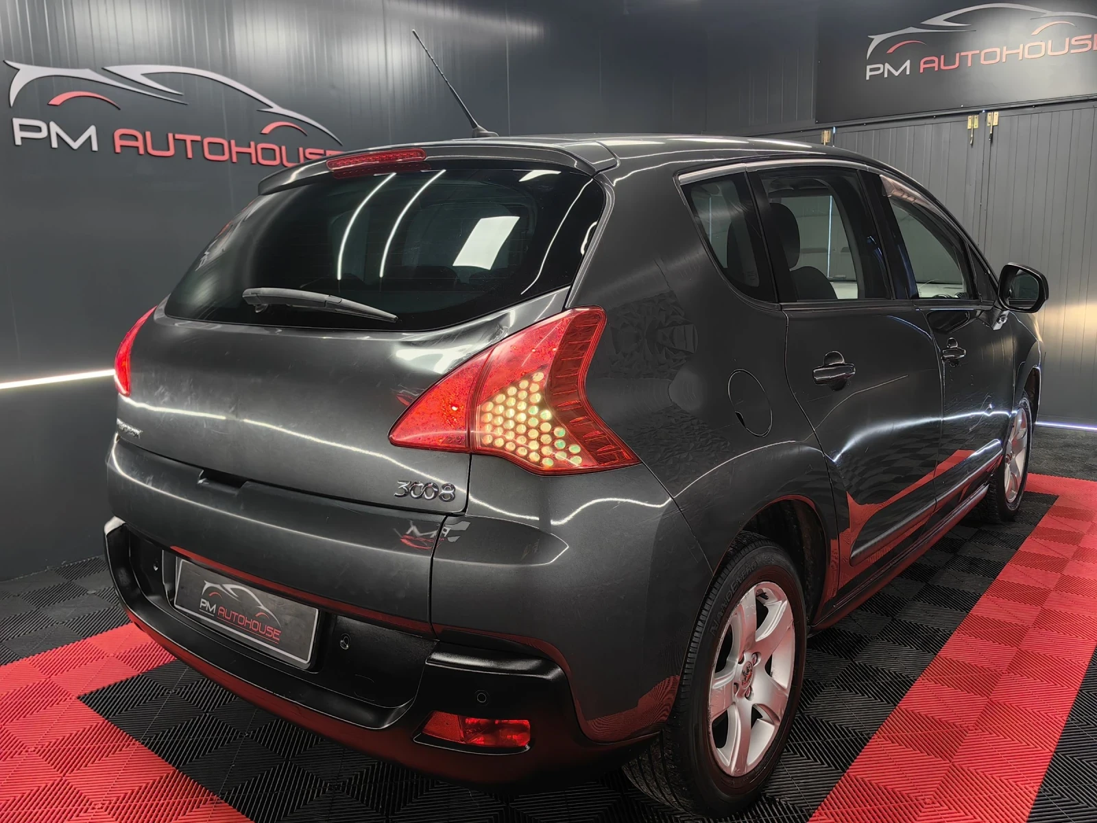 Peugeot 3008 1.6HDI* РЕГ* АВТОМАТ* ПАРКТРОНИК* АВТОПИЛОТ*  - изображение 4