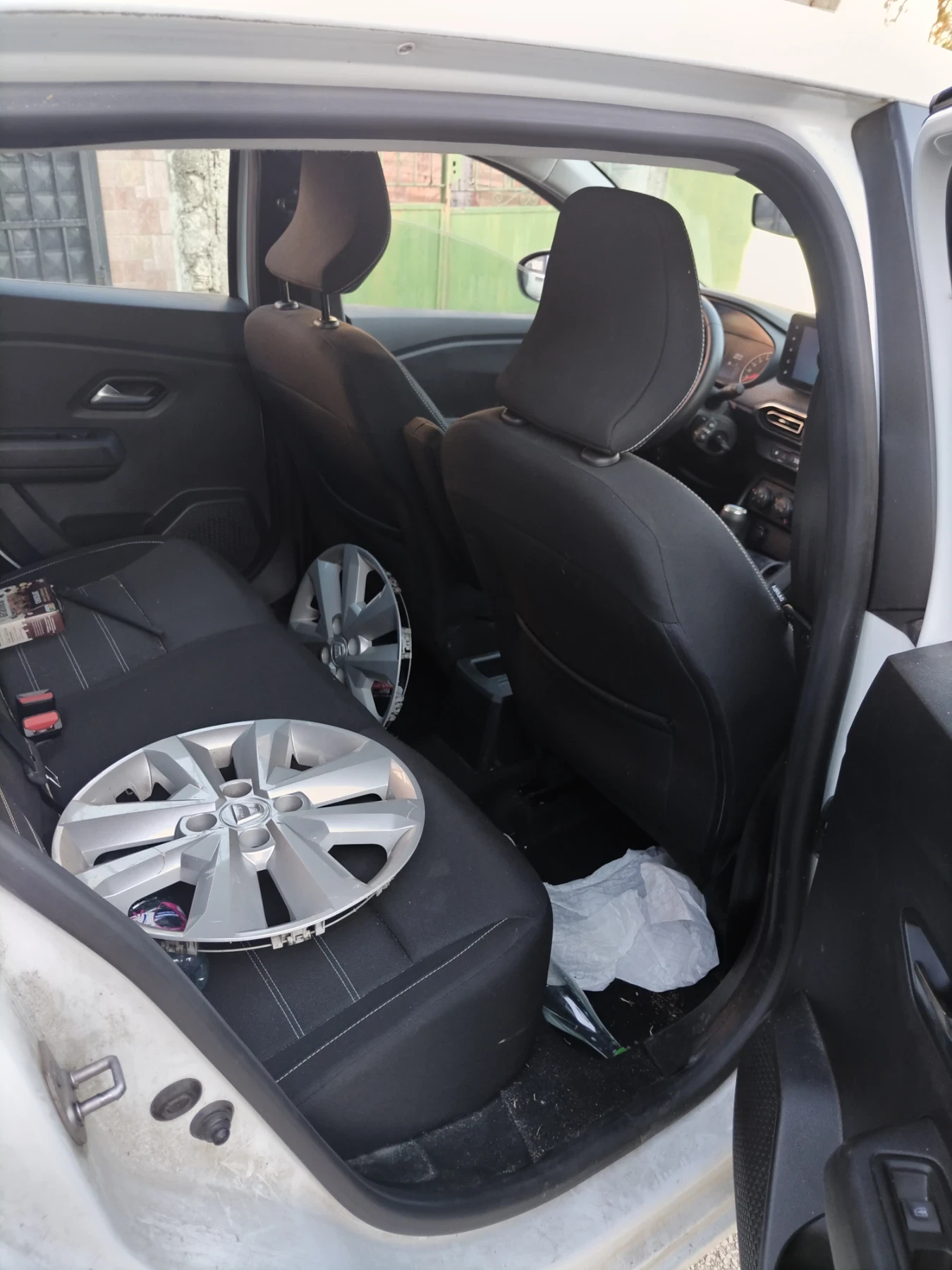 Dacia Sandero 1.0 | Mobile.bg   17