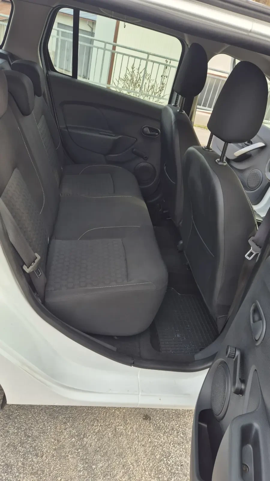 Dacia Logan 1.5 DCI - изображение 10