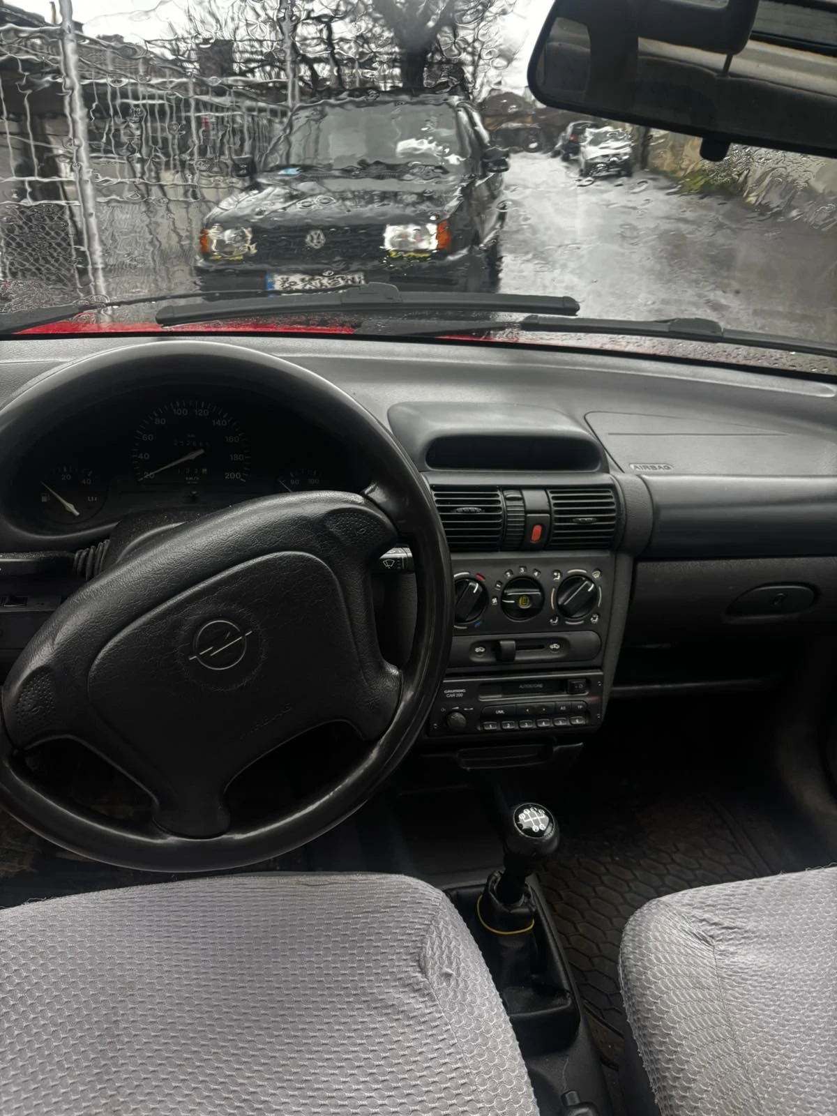 Opel Corsa B - изображение 4