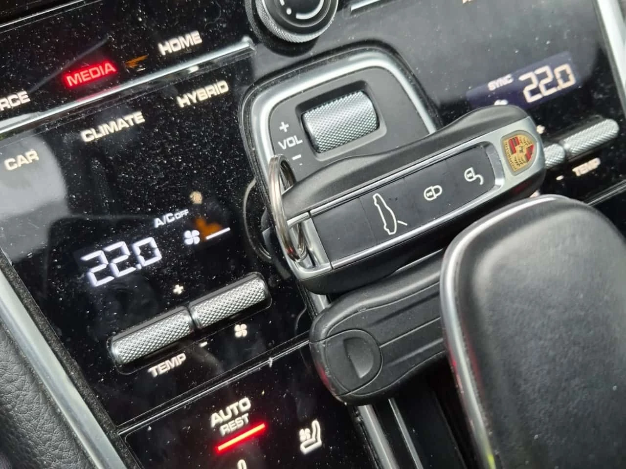 Porsche Panamera 4/CARFAX/Панорама/Подгрев/Обдух/2 ключа/, снимка 7 - Автомобили и джипове - 53880737