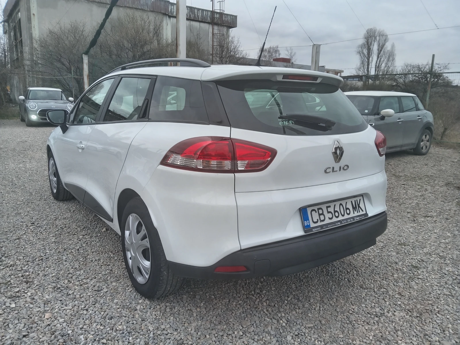 Renault Clio 1.5 dci Grandtour, снимка 4 - Автомобили и джипове - 53915229