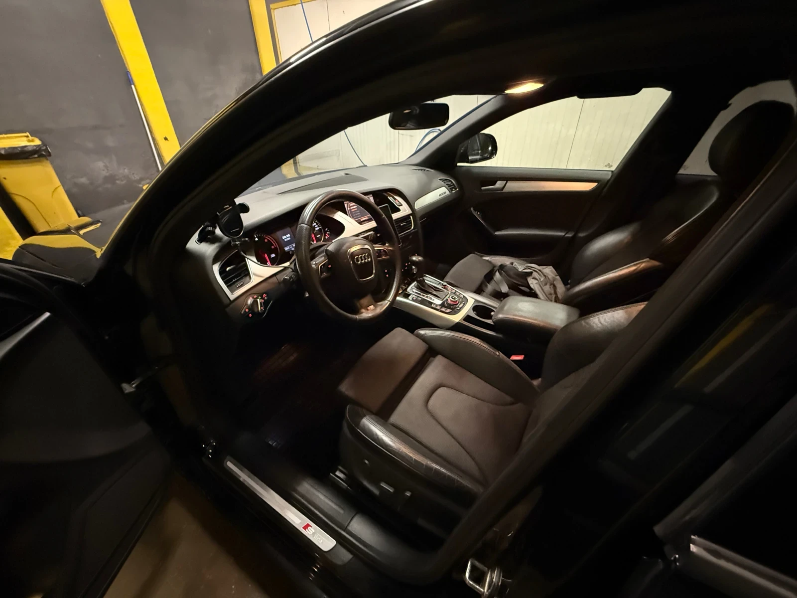 Audi A4 3.0 Sline, снимка 7 - Автомобили и джипове - 54788829