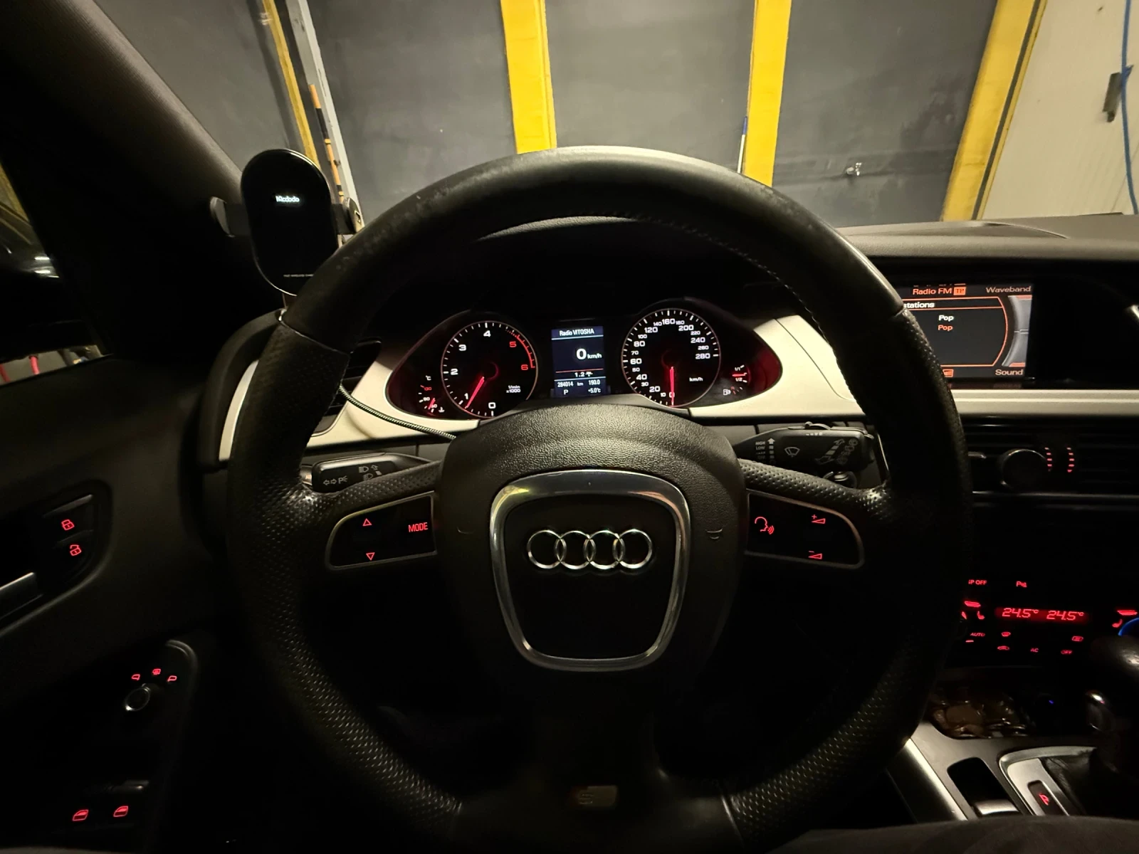 Audi A4 3.0 Sline, снимка 13 - Автомобили и джипове - 54788829
