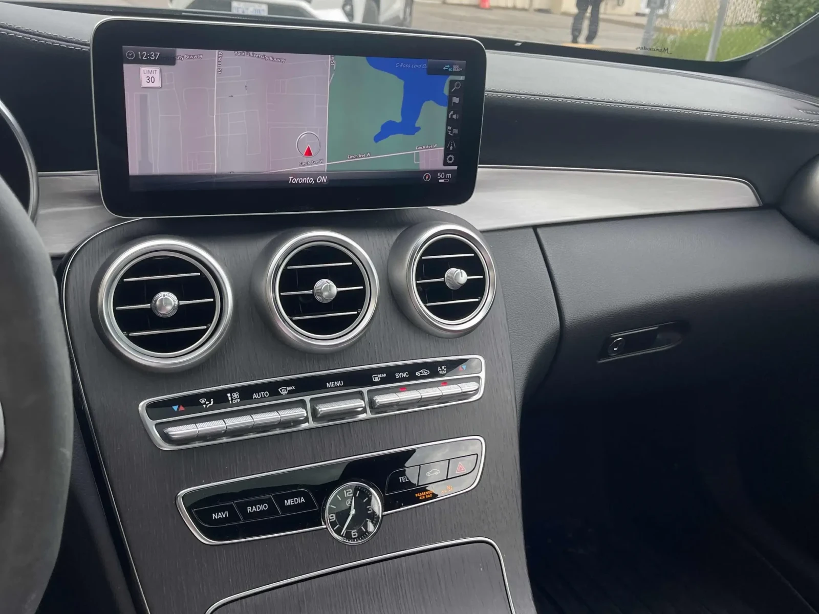 Mercedes-Benz C 43 AMG 2 КЛЮЧА * ПАНОРАМА * ПОДГРЕВИ * CARFAX, снимка 13 - Автомобили и джипове - 54883121
