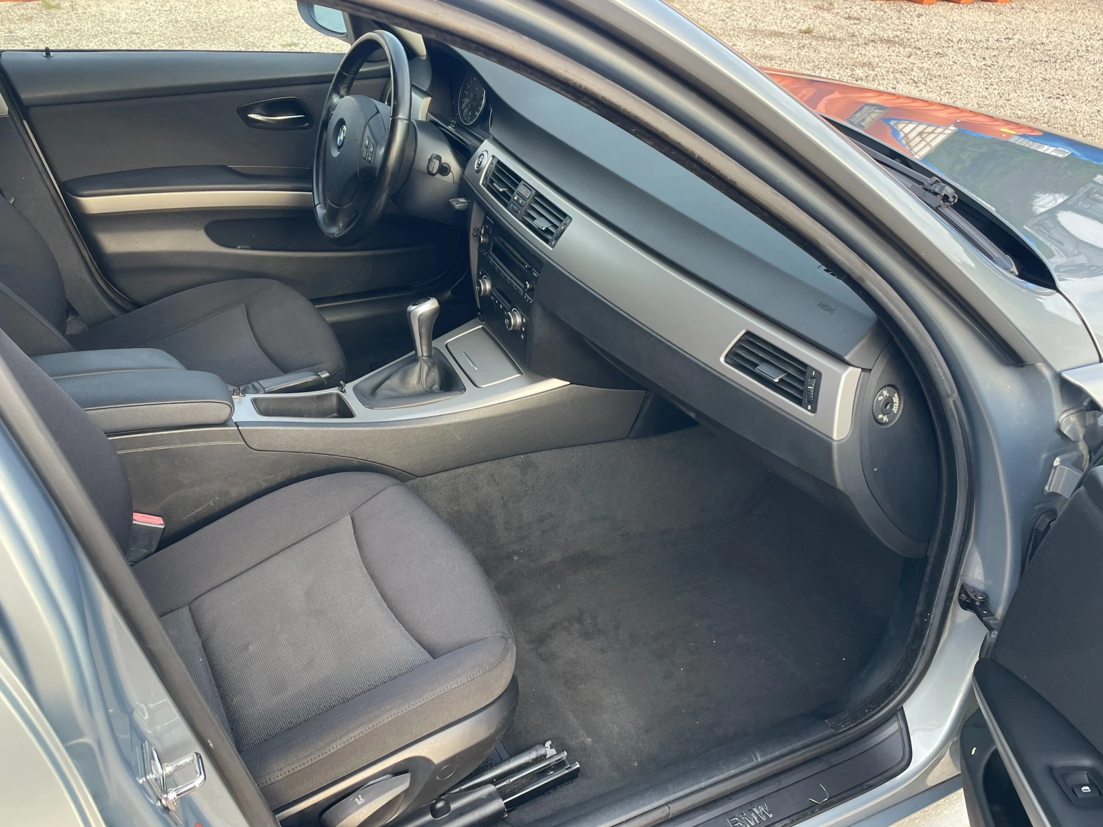BMW 320 НОВ ВНОС= БЕНЗИН= 2.0i, снимка 14 - Автомобили и джипове - 54962290