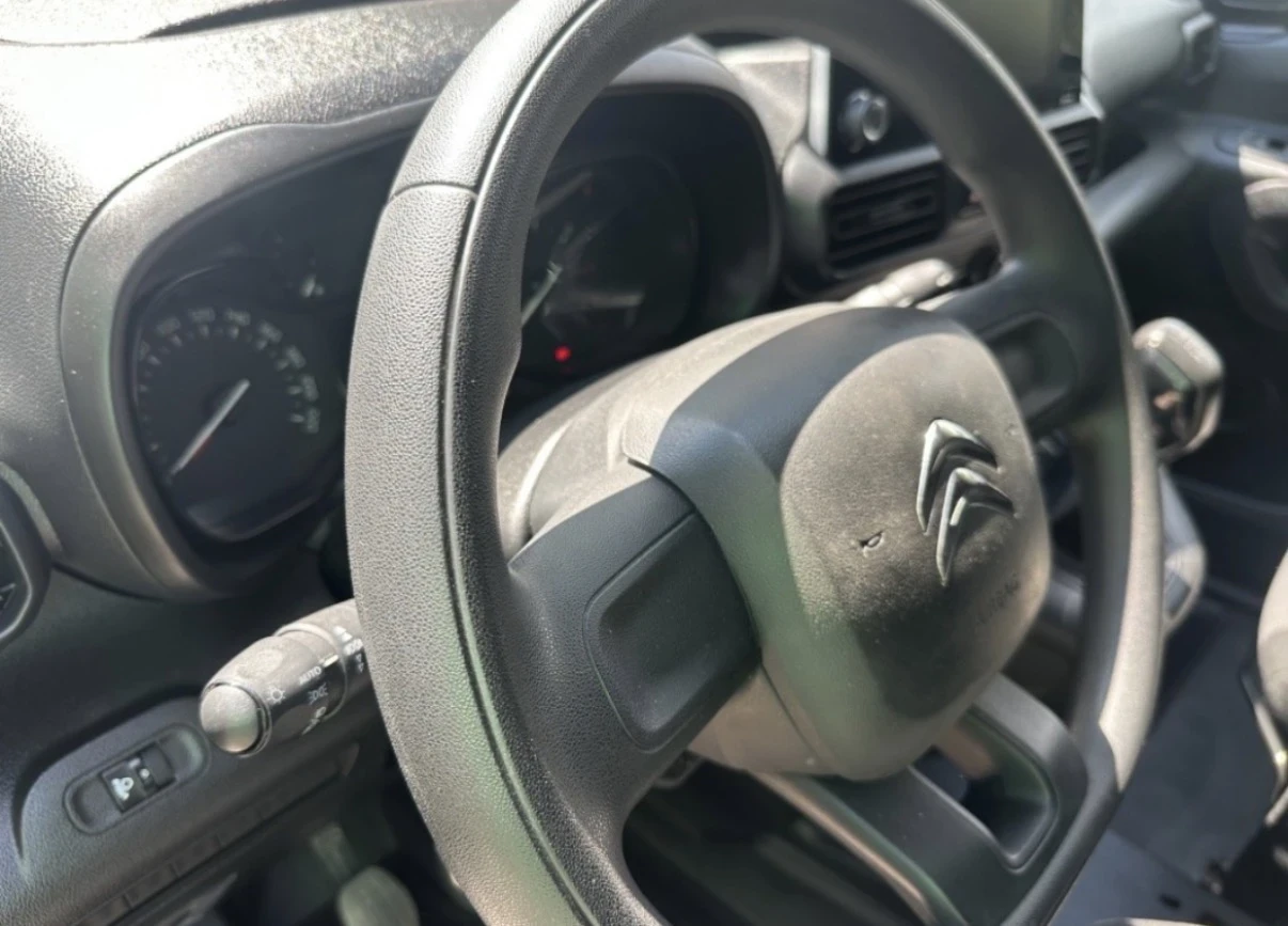 Citroen Berlingo, снимка 9 - Автомобили и джипове - 55105377