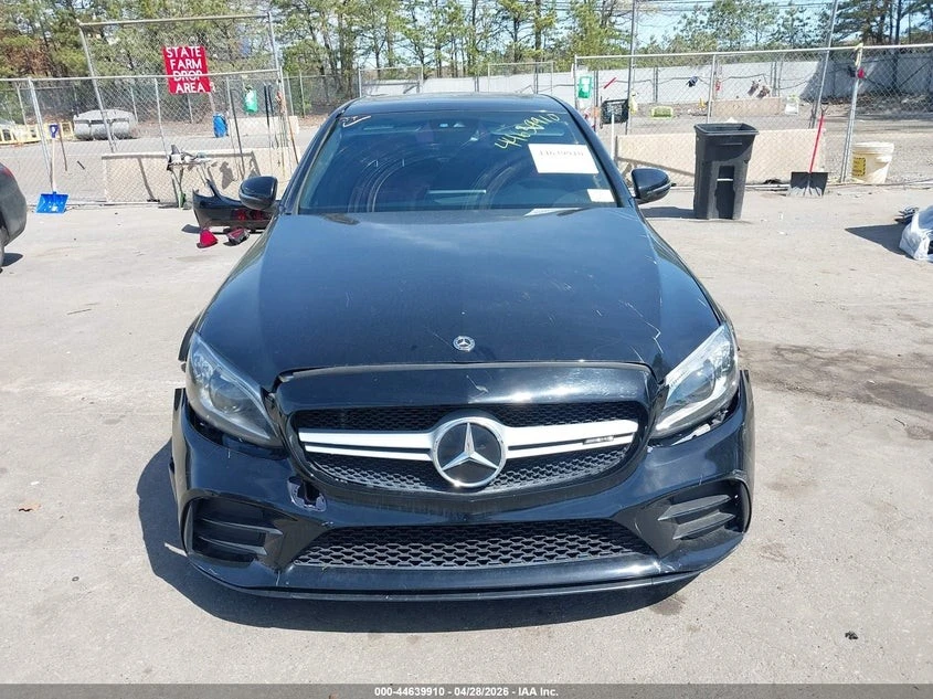 Mercedes-Benz C 43 AMG 4MATIC Автокредит Цена до България, снимка 2 - Автомобили и джипове - 55145349