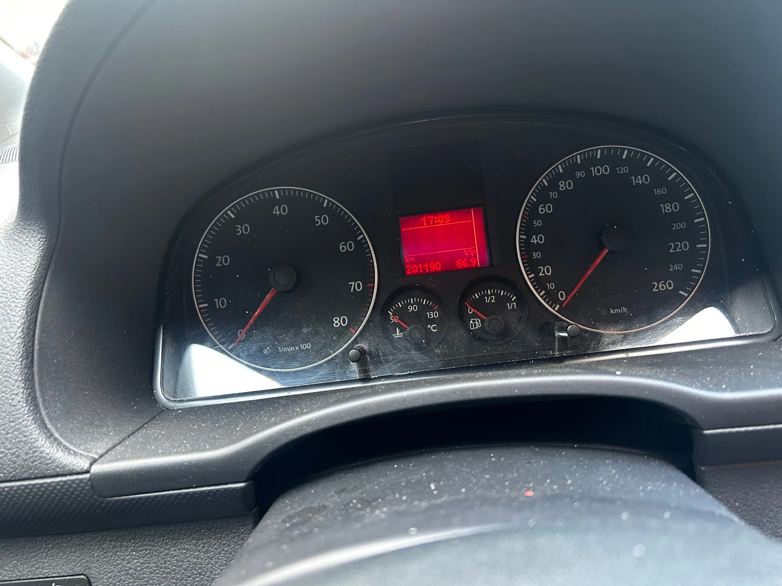 VW Caddy, снимка 11 - Автомобили и джипове - 55418205