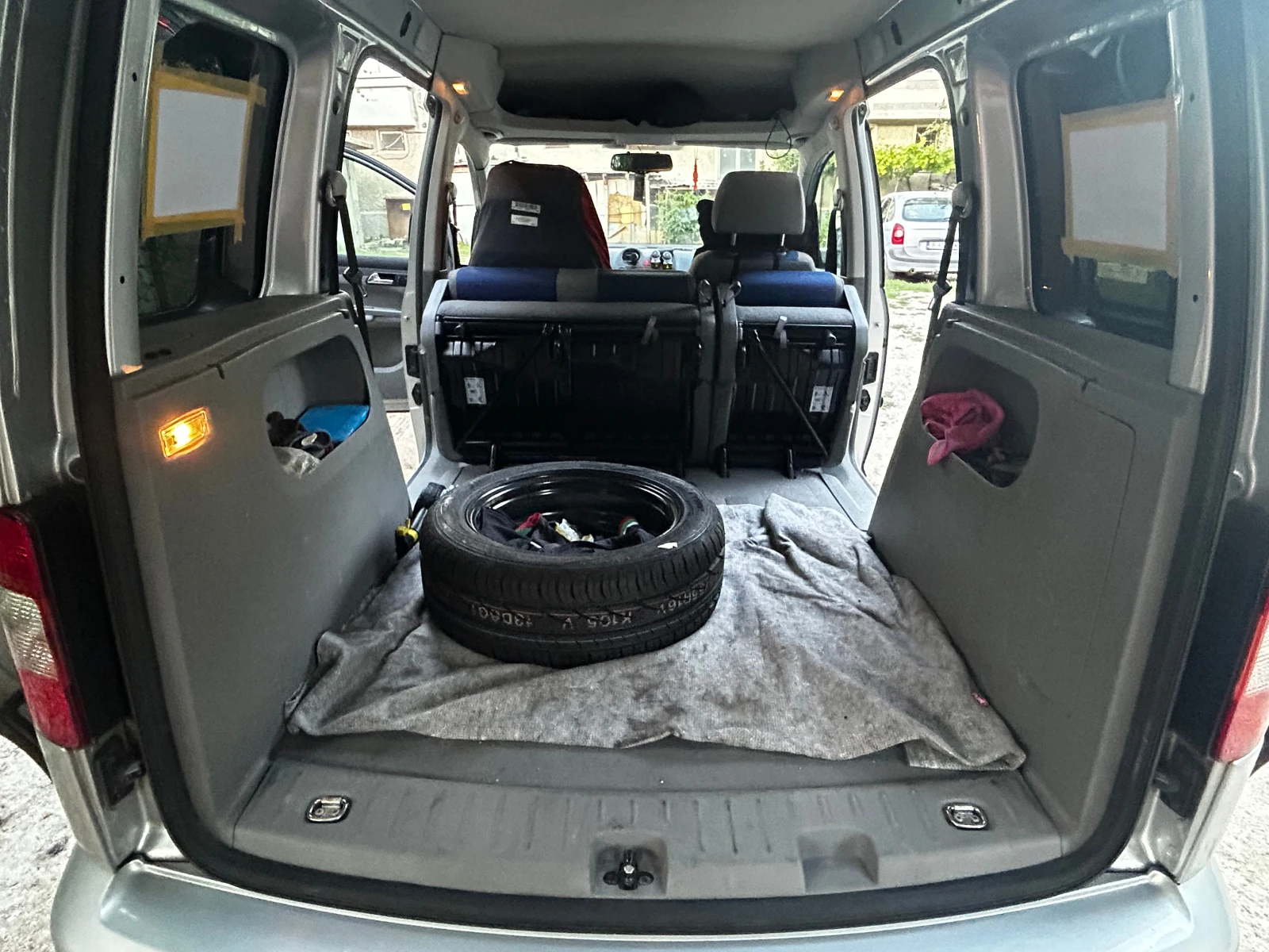VW Caddy, снимка 10 - Автомобили и джипове - 55418205
