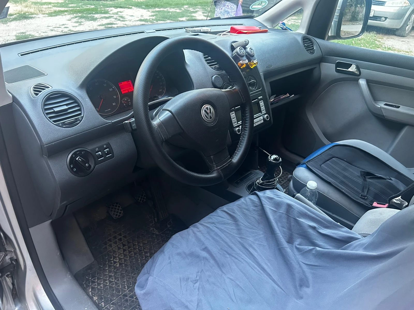 VW Caddy, снимка 7 - Автомобили и джипове - 55418205