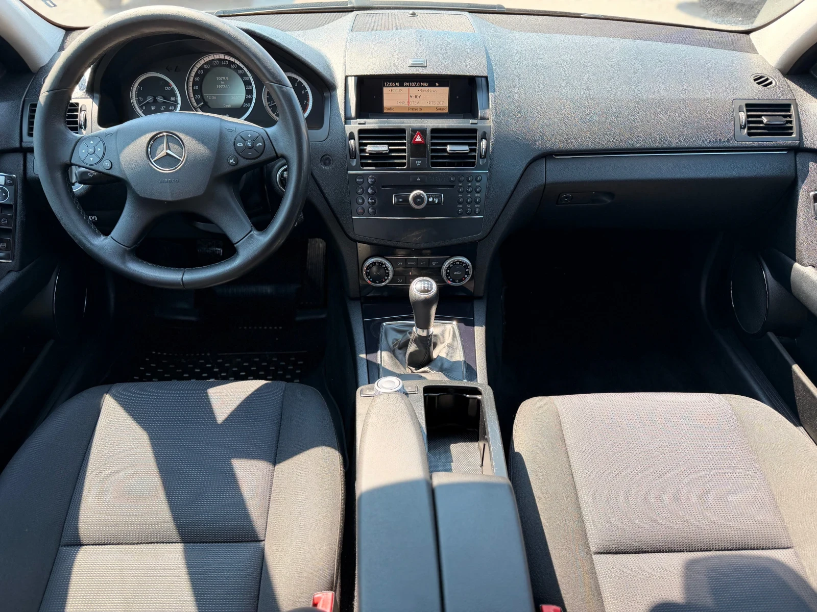 Mercedes-Benz C 180 1.8i/Компресор/156кс/реални километри, снимка 13 - Автомобили и джипове - 55734575