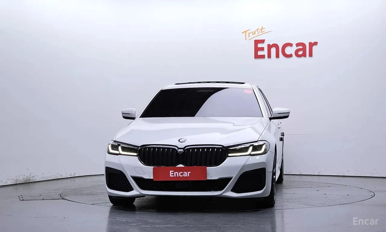 BMW 520 M Sport | ЦЕНА ДО БЪЛГАРИЯ, снимка 3 - Автомобили и джипове - 56107517