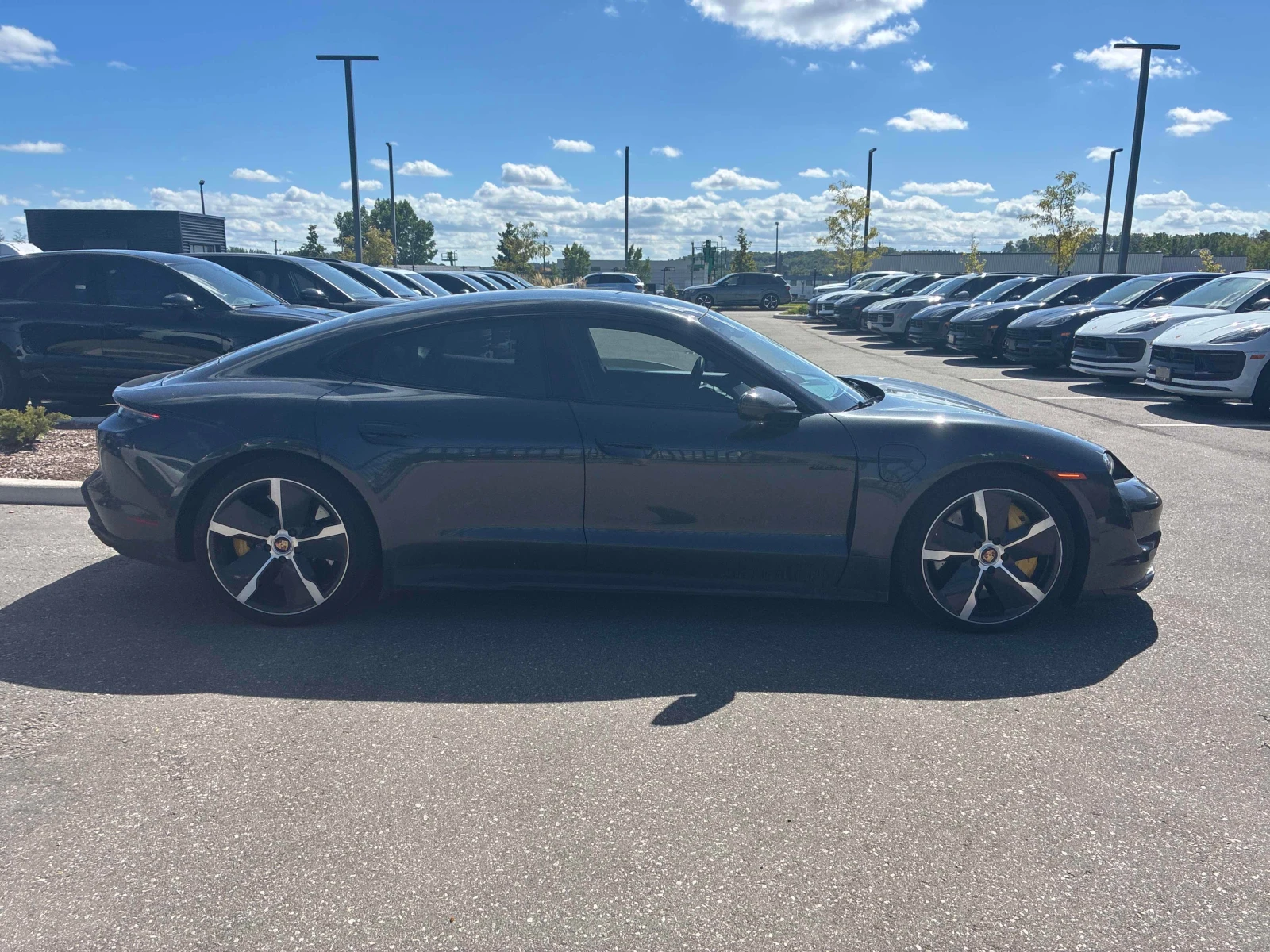 Porsche Taycan / Turbo S / ОТ ПРЕДСТАВИТЕЛСТВО НА ПОРШЕ, снимка 3 - Автомобили и джипове - 56137065