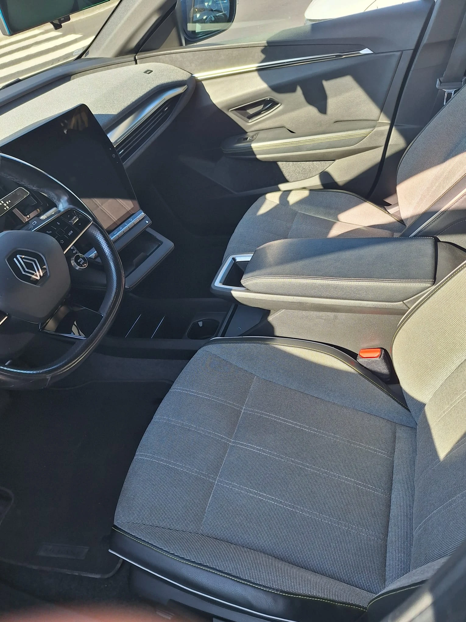 Renault Megane E-TECH* EV60* 218k.* , снимка 8 - Автомобили и джипове - 56335716