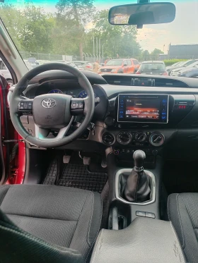 Toyota Hilux 2.4, 150к.с.4х4, снимка 10