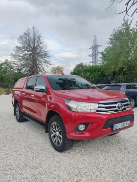 Toyota Hilux 2.4, 150к.с.4х4, снимка 2
