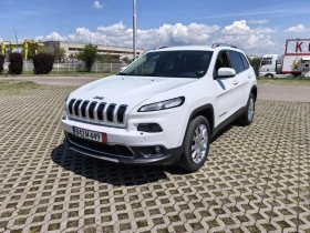 ������ Jeep Cherokee