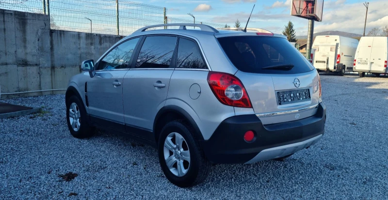 Opel Antara 2.4i 4х4, снимка 3 - Автомобили и джипове - 47384152