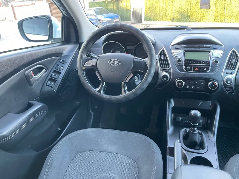 Hyundai IX35 CDTI, снимка 10 - Автомобили и джипове - 49069319