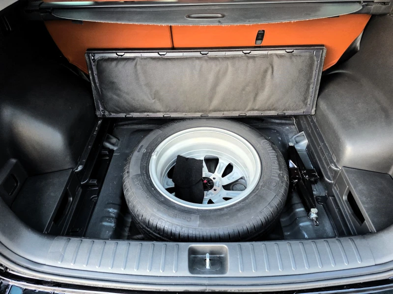 Hyundai Tucson 1.7CRDI/141kc/Aвтоматик/2WD/Xpossible, снимка 16 - Автомобили и джипове - 52573212