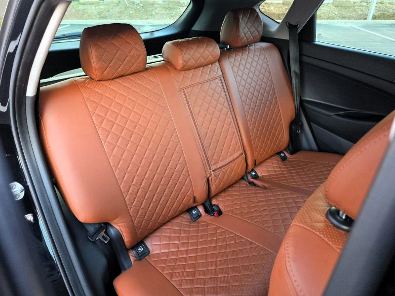 Hyundai Tucson 1.7CRDI/141kc/Aвтоматик/2WD/Xpossible, снимка 14 - Автомобили и джипове - 52573212