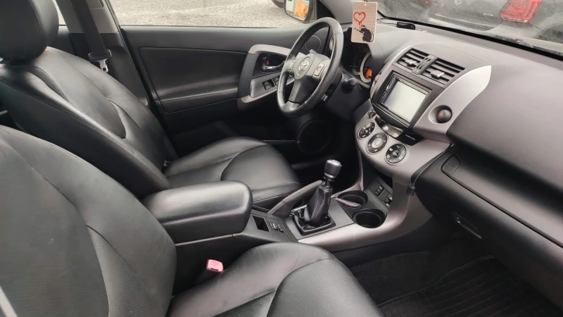 Toyota Rav4 2.0 D4D 136кс, снимка 6 - Автомобили и джипове - 53292472