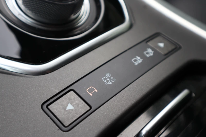 Land Rover Range Rover Evoque Климатроник/Подгрев/Камера/Навигация/Автопилот/Lan, снимка 15 - Автомобили и джипове - 53448234