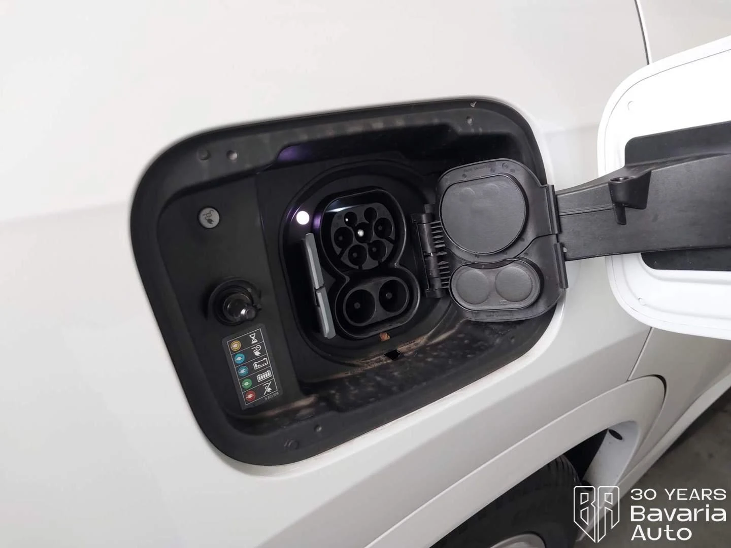 BMW iX1 30 xDrive M Sport Paket Automatic | Mobile.bg   13