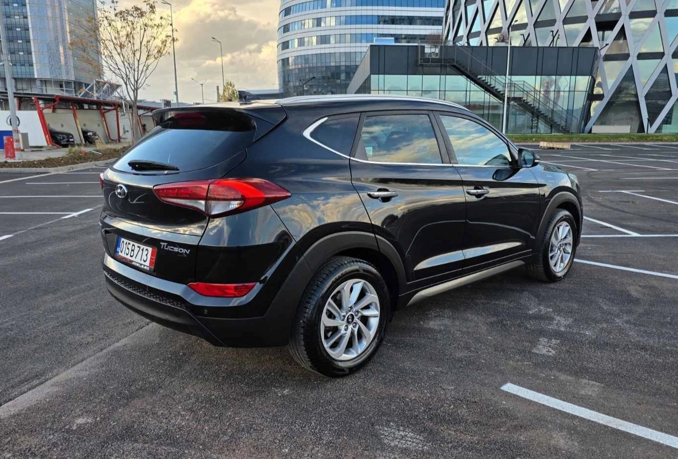 Hyundai Tucson 1.7CRDI/141kc/A/2WD/Xpossible | Mobile.bg   4