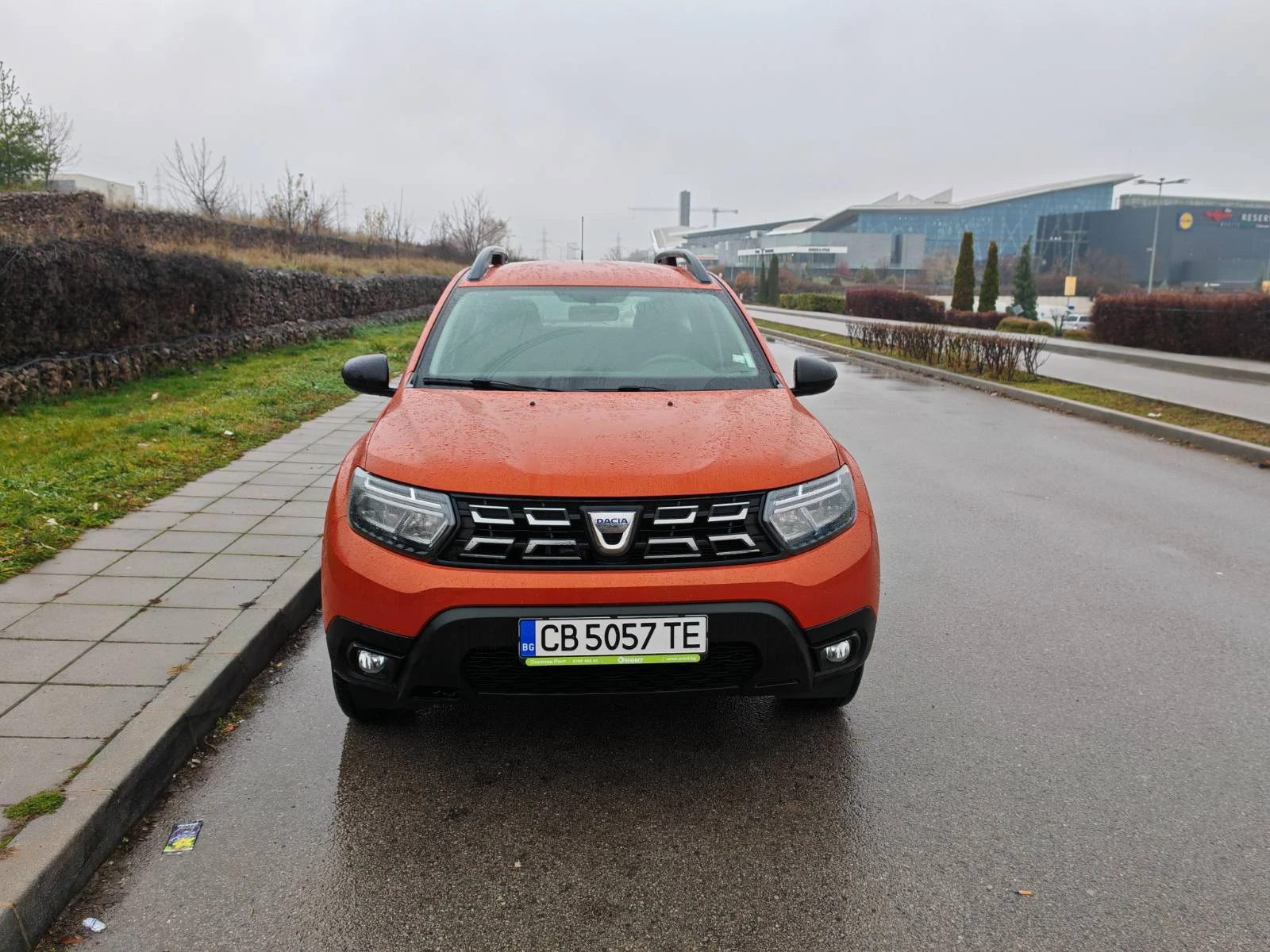 Dacia Duster 1, 3TСe Comfort автоматик - изображение 2