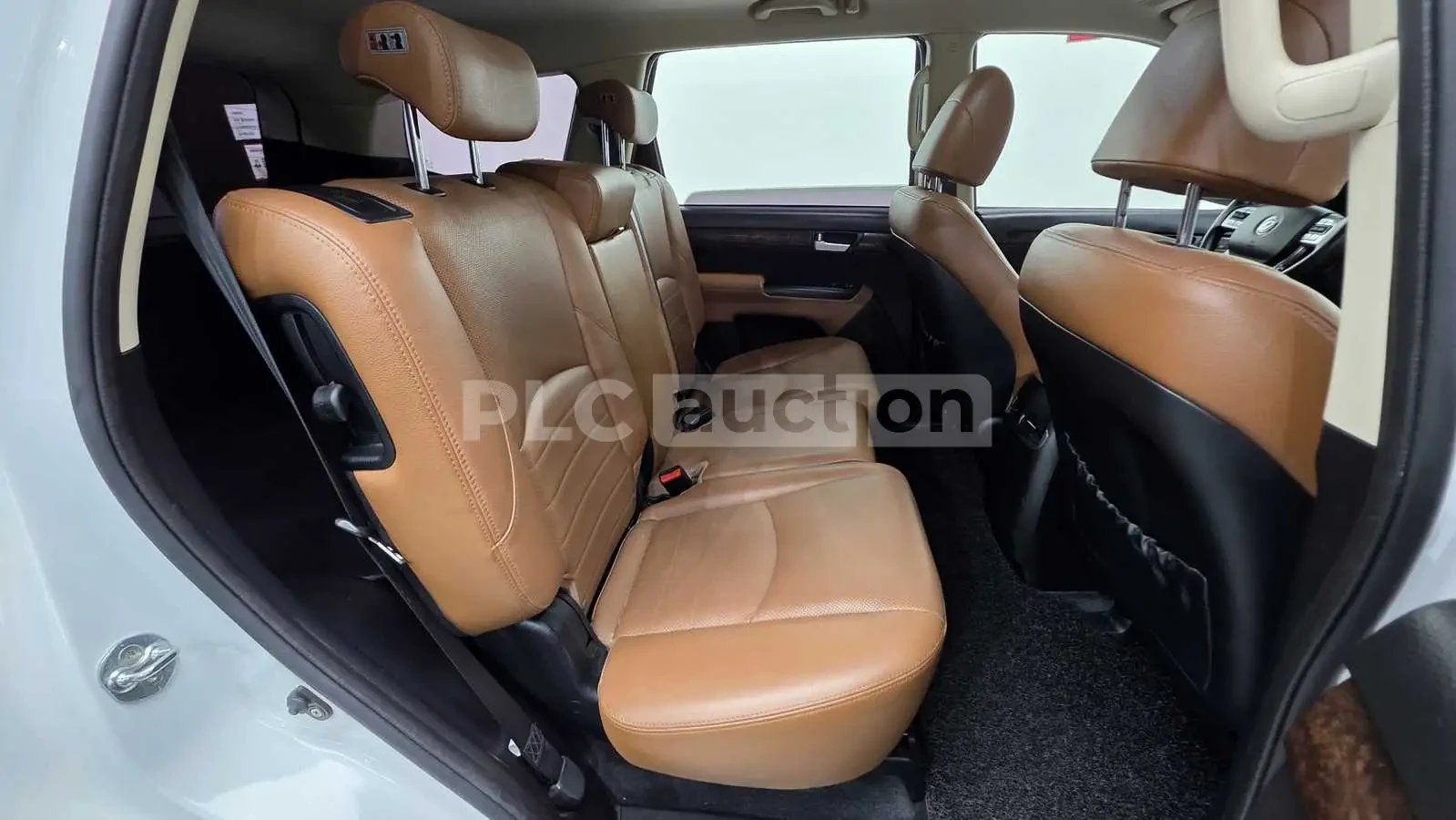 Kia Mohave, снимка 16 - Автомобили и джипове - 54102828