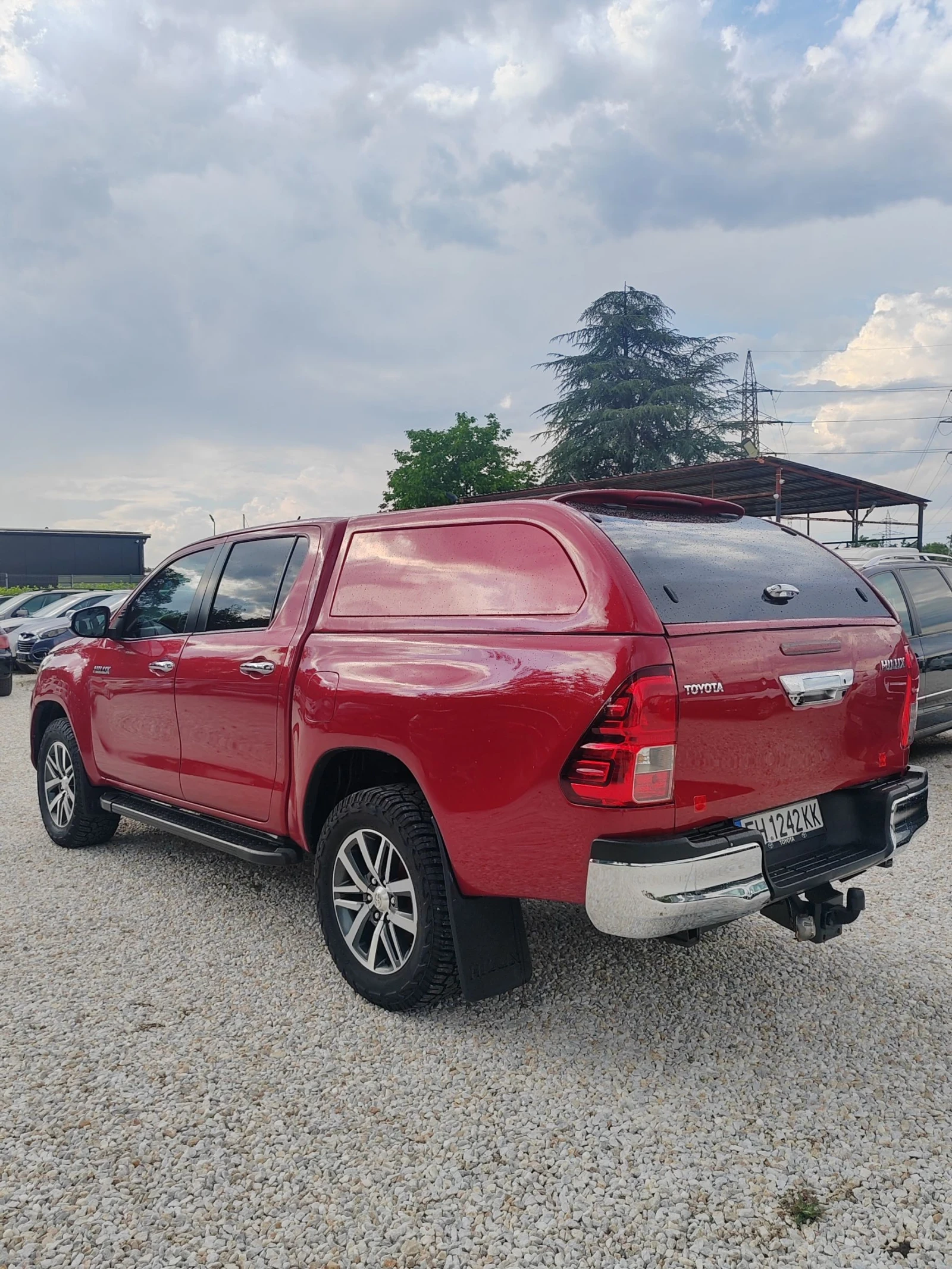 Toyota Hilux 2.4, 150к.с.4х4, снимка 4 - Автомобили и джипове - 54768314