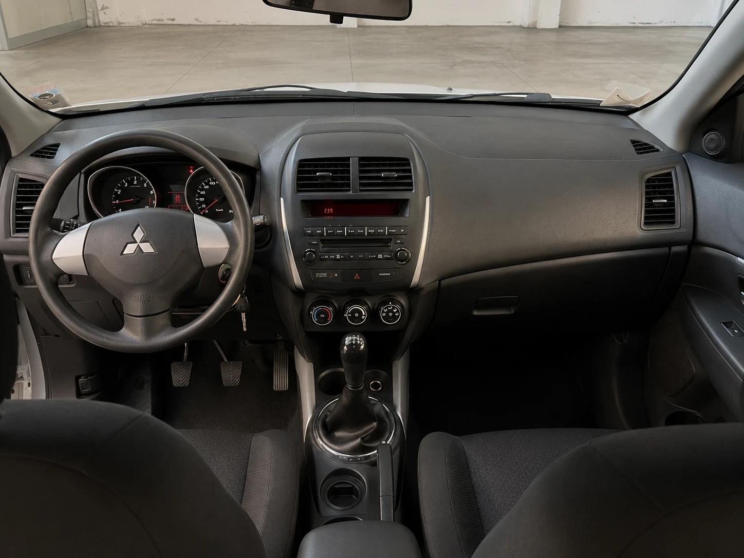 Mitsubishi ASX ASX 1.6i, снимка 12 - Автомобили и джипове - 54794971