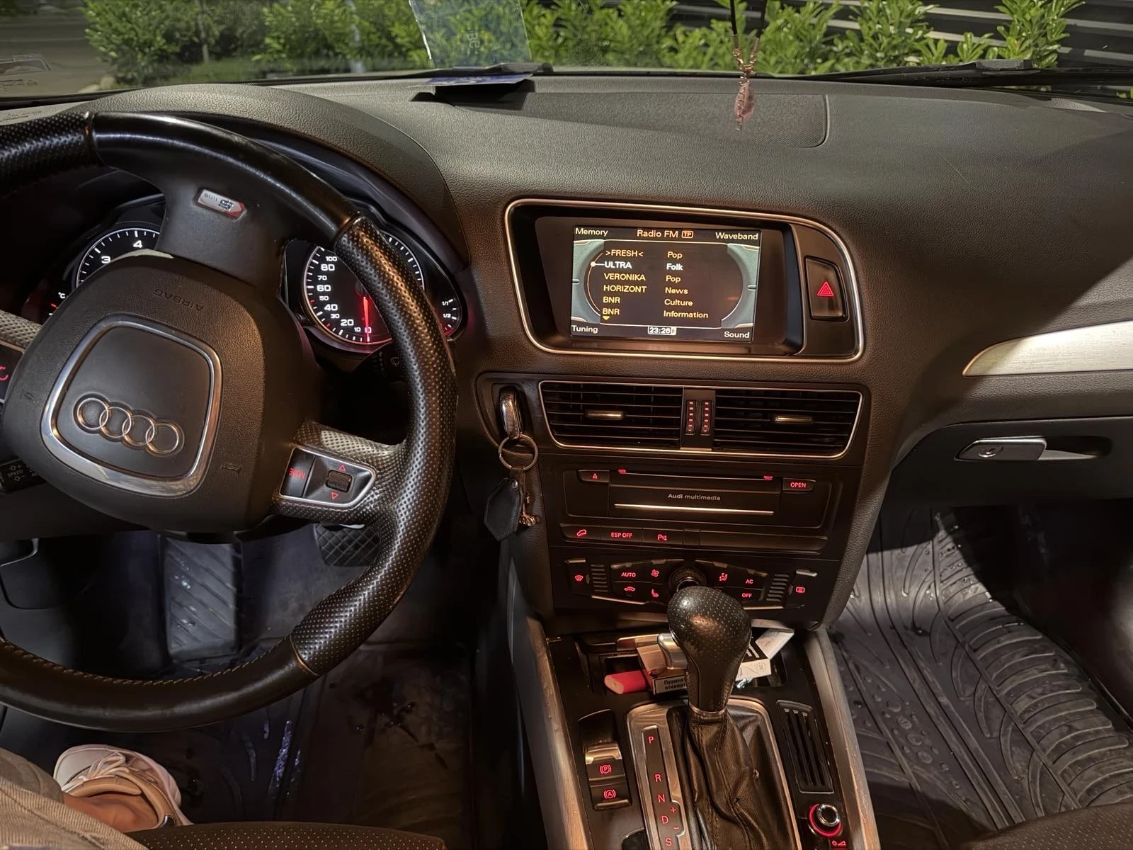 Audi Q5, снимка 6 - Автомобили и джипове - 54963979