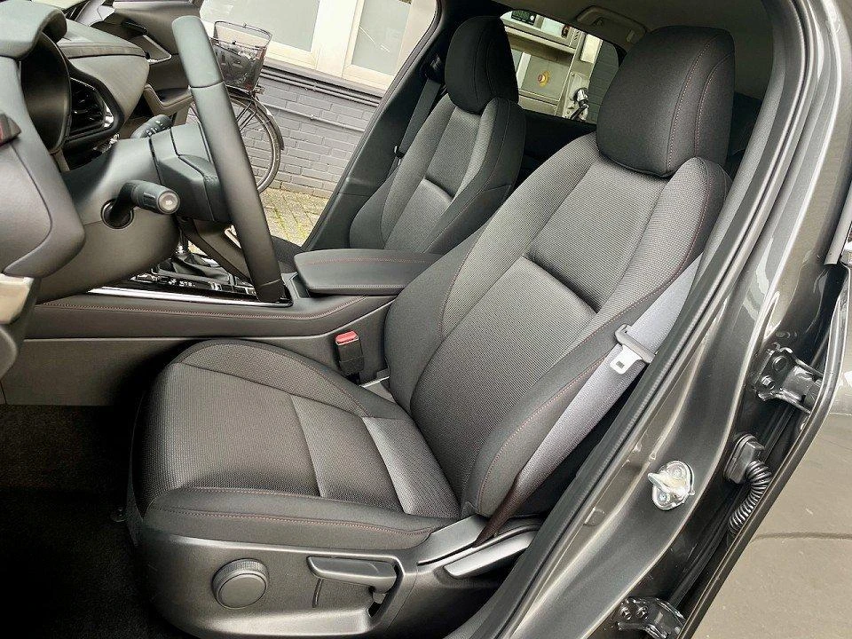 Mazda CX-30 MHEV/140HP/CENTER-LINE/DESIGN/CAM/NAVI/272h, снимка 13 - Автомобили и джипове - 55036912