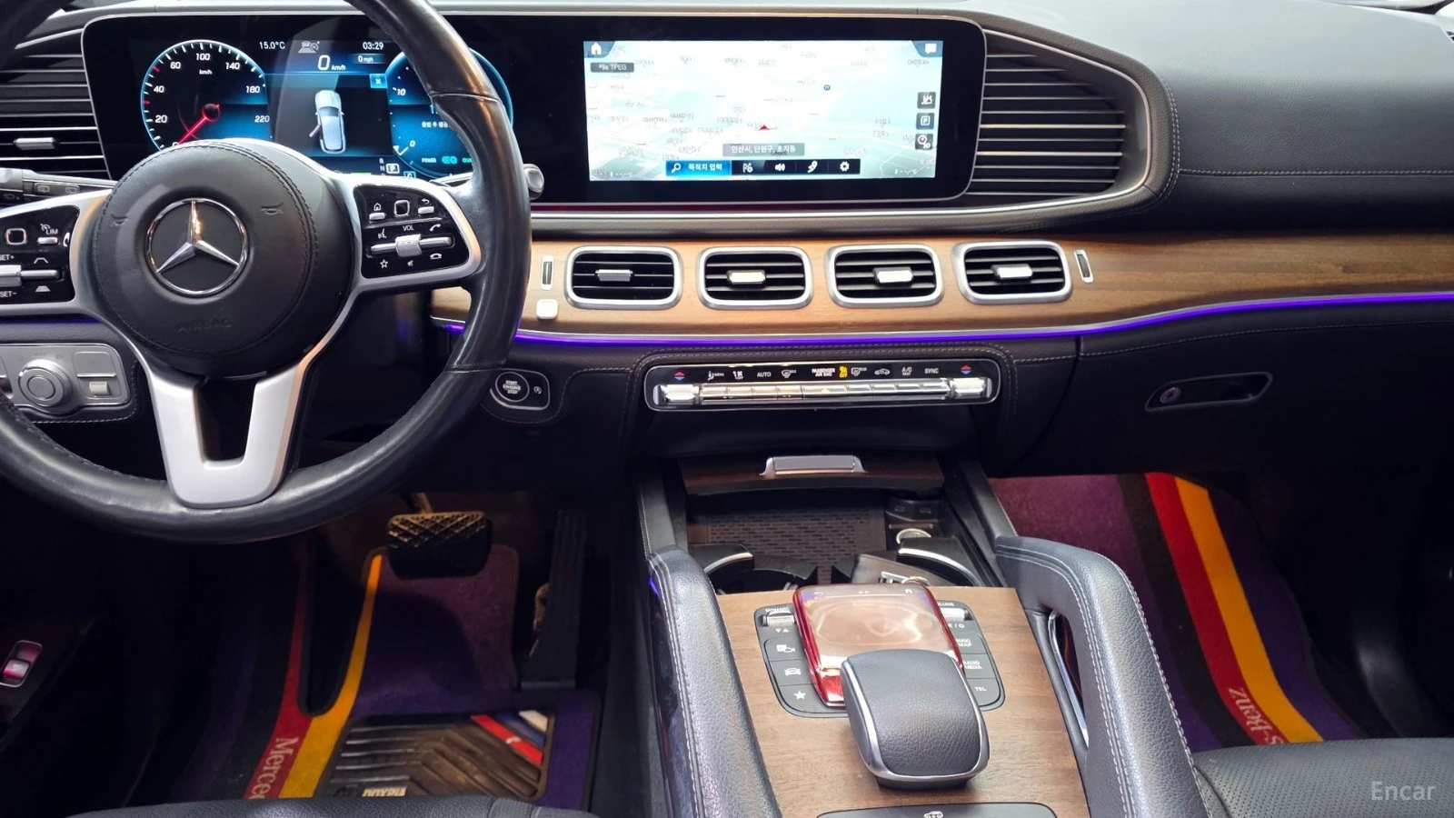 Mercedes-Benz GLE 450 4MATIC* HUD* 360* КОЖА* ОБДУХВ* НАВИ* ПАНО, снимка 16 - Автомобили и джипове - 55533554