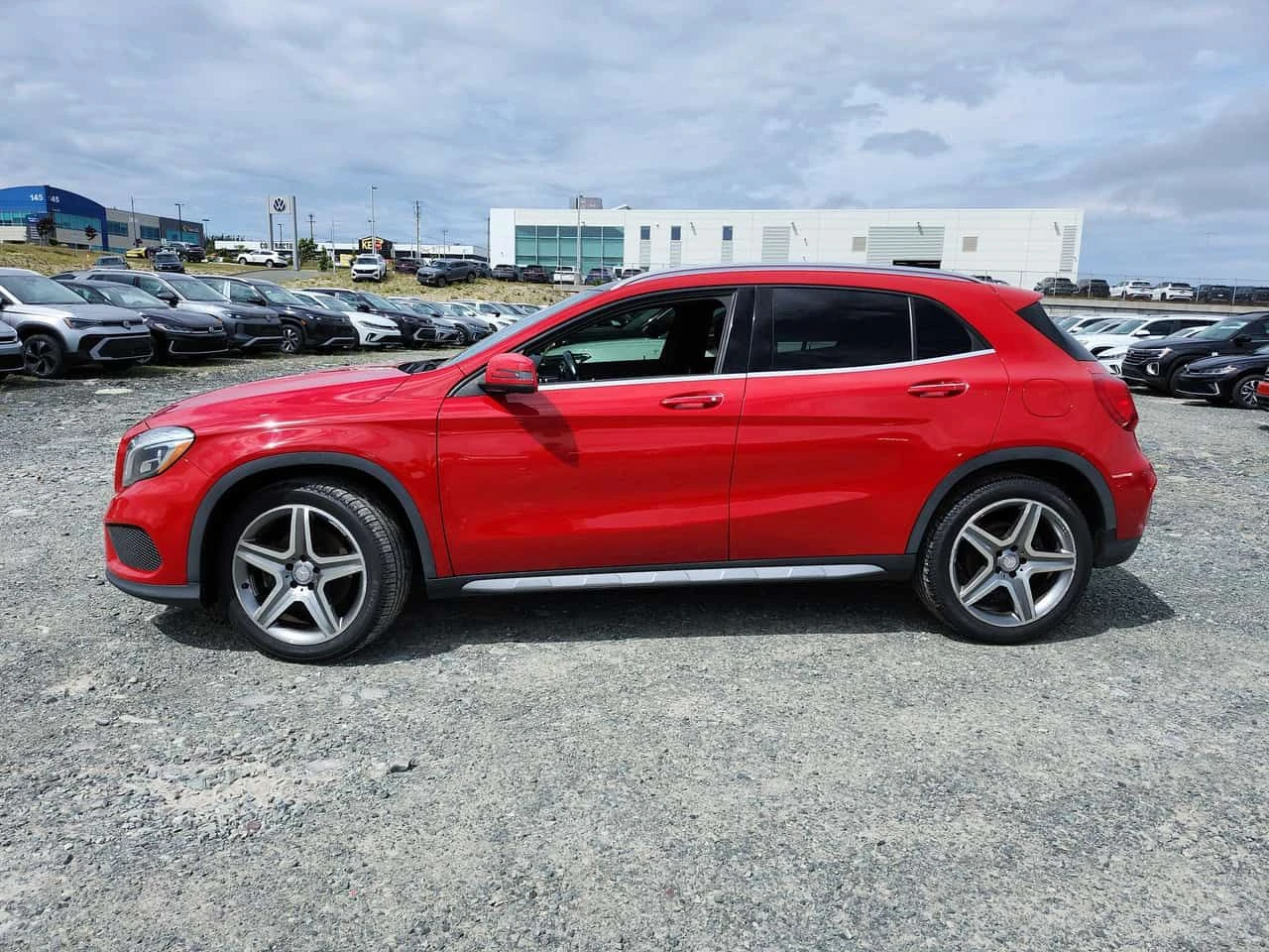Mercedes-Benz GLA 250 4MATIC * ГЛАВНО ПРЕДСТАВИТЕЛСТВО НА VOLKSWAGEN* , снимка 3 - Автомобили и джипове - 55555743