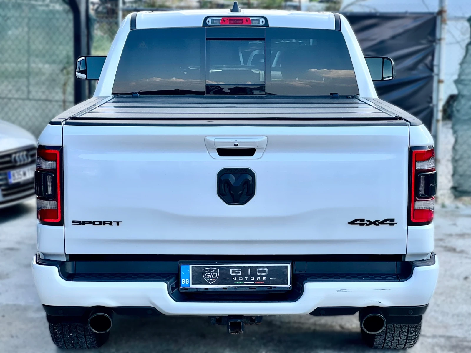 Dodge RAM 1500 HIMI* ГолямаКабина* ДългаБАЗА* ГАЗ* 5.7* ЕДИНСТВЕН, снимка 4 - Автомобили и джипове - 55801177