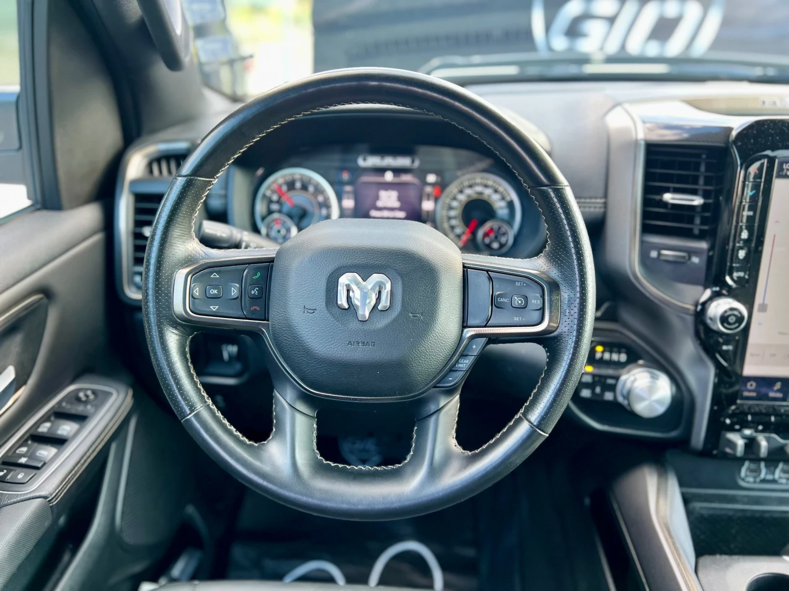 Dodge RAM 1500 HIMI* ГолямаКабина* ДългаБАЗА* ГАЗ* 5.7* ЕДИНСТВЕН, снимка 9 - Автомобили и джипове - 55801177