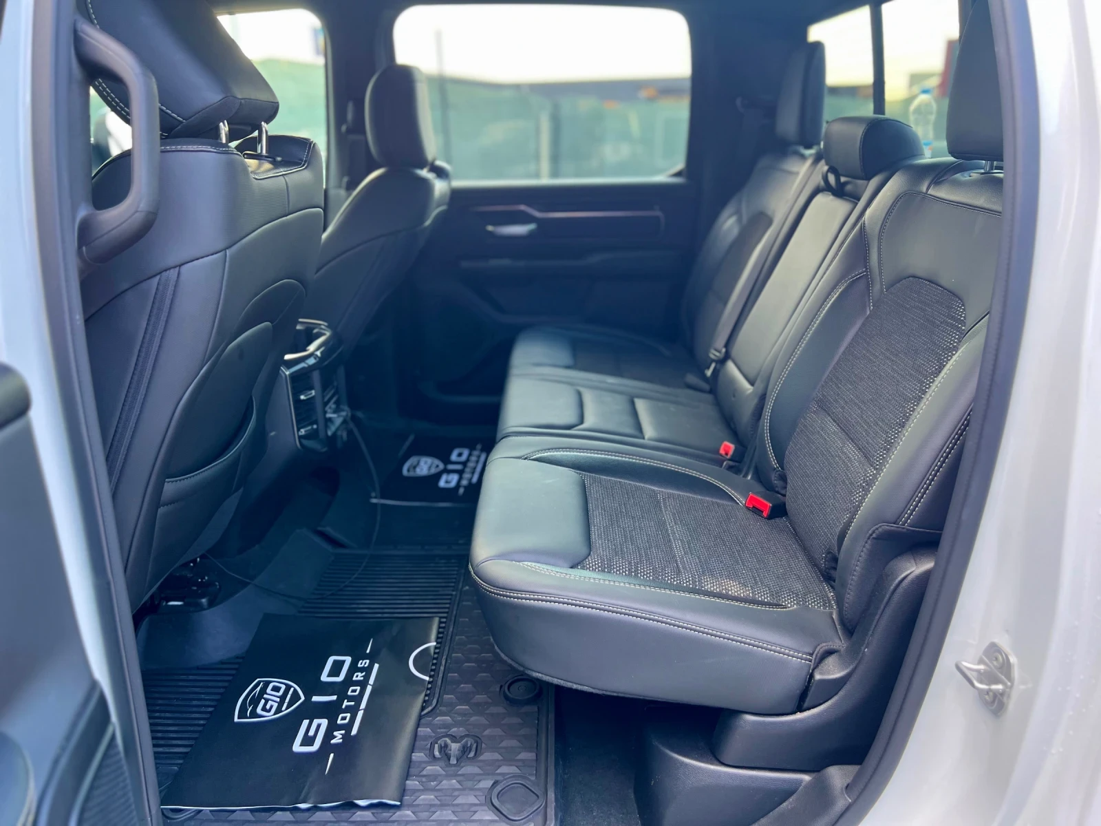 Dodge RAM 1500 HIMI* ГолямаКабина* ДългаБАЗА* ГАЗ* 5.7* ЕДИНСТВЕН, снимка 11 - Автомобили и джипове - 55801177