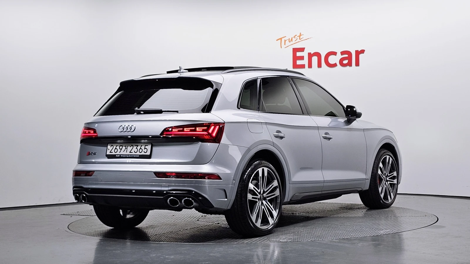 Audi SQ5 Quattro, снимка 2 - Автомобили и джипове - 55979593
